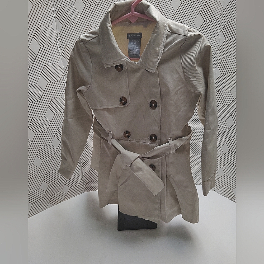Tahari Girl Coat Size S 5/6 Sand